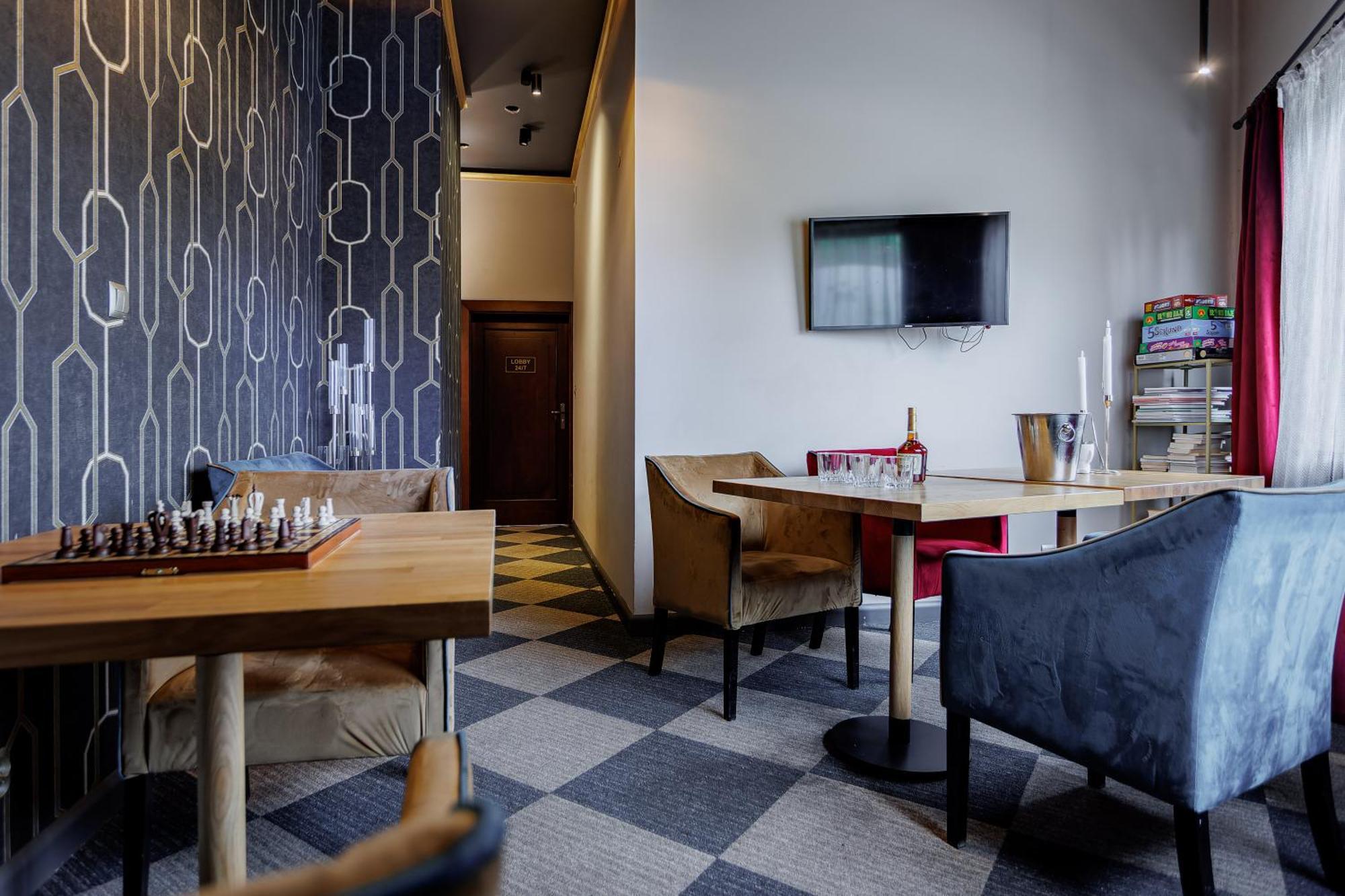 Hotel Cristal Park Dąbrowa Tarnowska エクステリア 写真